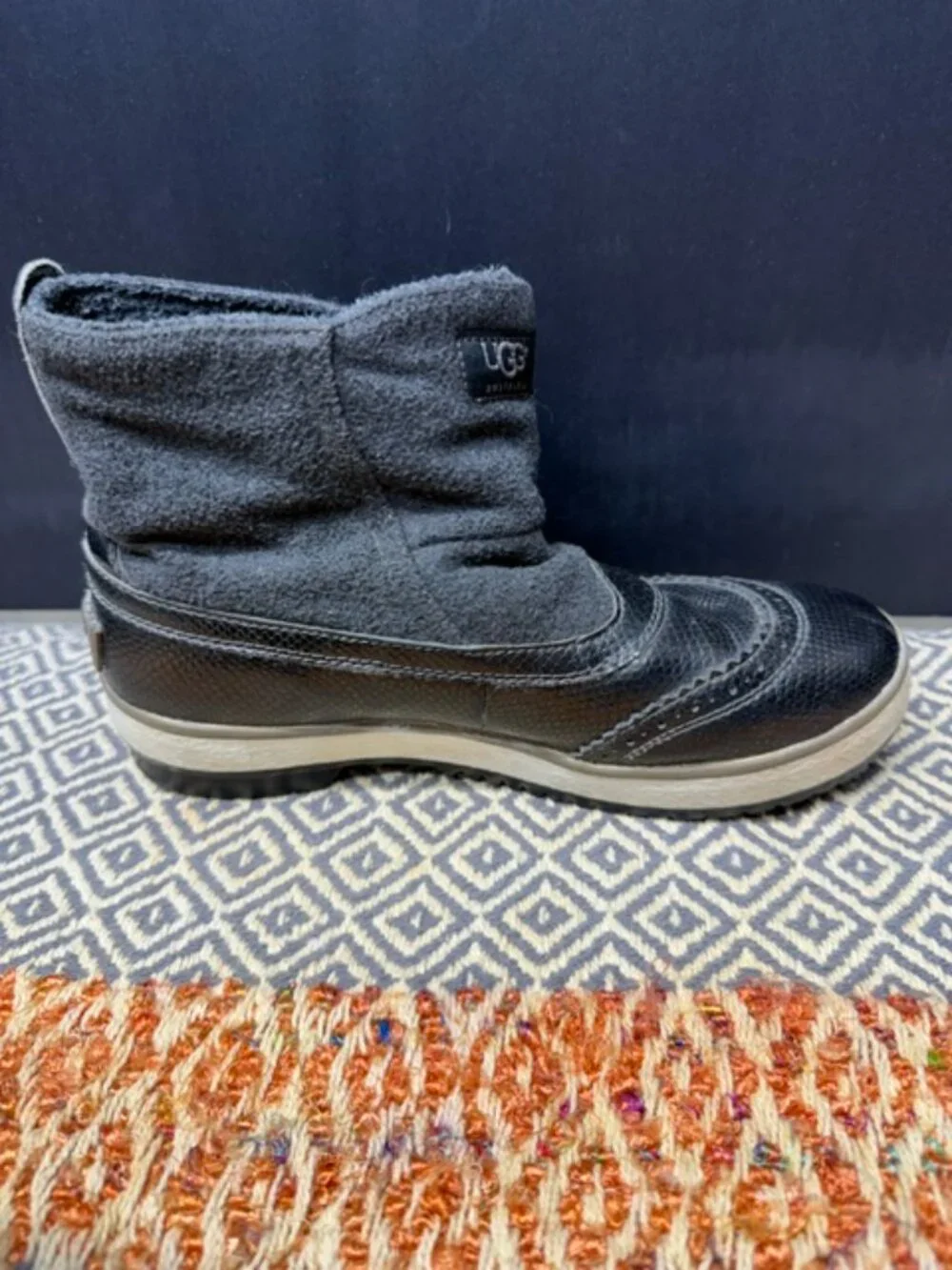 UGG Marrais Winter Boots Woman's Size 7